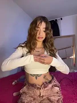 Sophia_Queen03 on StripChat