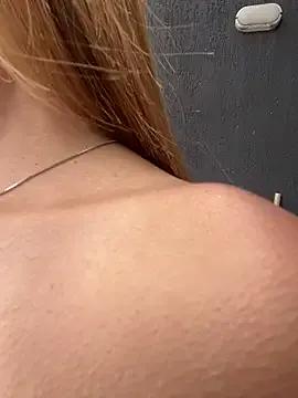 Sophia_Queen03 on StripChat