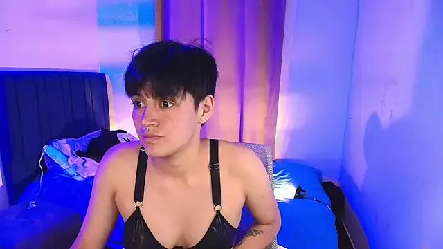 spicyferny on StripChat