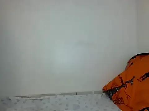 SquirtQueen16 on StripChat