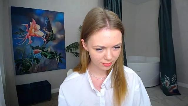 Strawberrye on StripChat