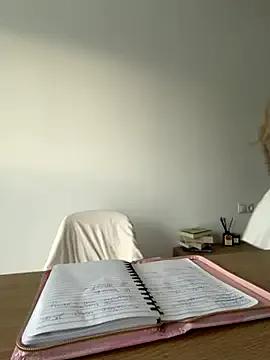 streetdoll on StripChat