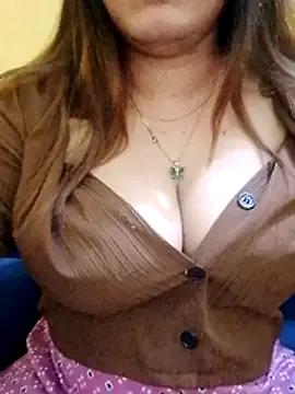 Suhana_Darling on StripChat