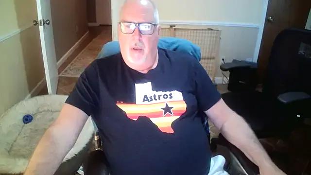 superbearboss on StripChat