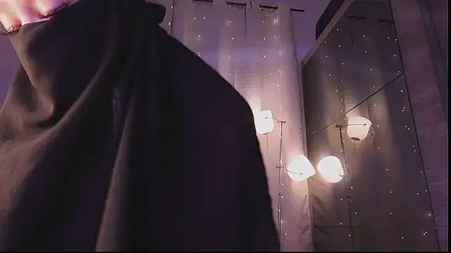 sweet_diazzz on StripChat