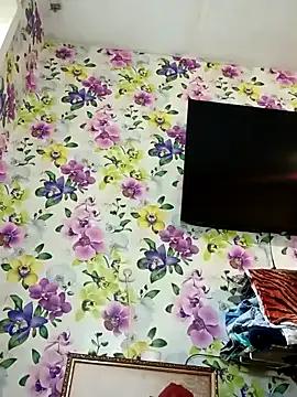 sweetbb15 on StripChat