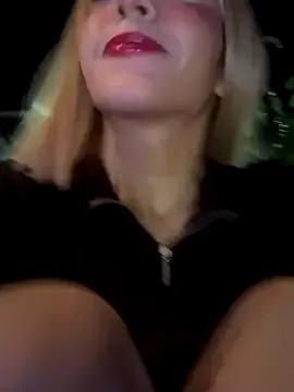 SweetBunnyGF on StripChat