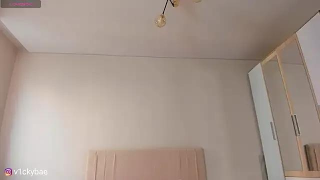 sweety_vikky on StripChat