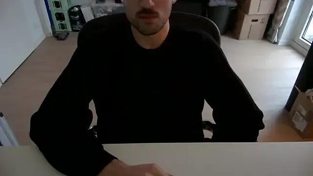 taallguyy_196's avatar