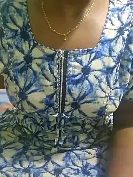 TAMIL-URVASHI on StripChat