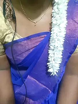 TAMIL-URVASHI — boobs oill show