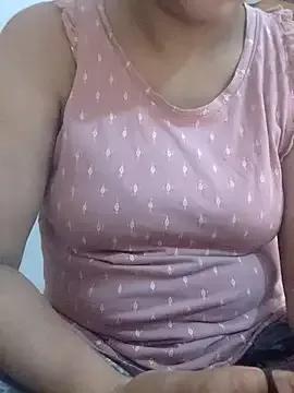 Tanha18 on StripChat