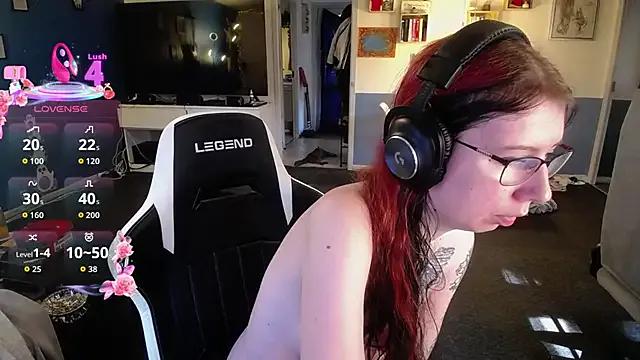 TattooedGirlDK on StripChat