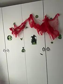 TenderLaGlamor on StripChat