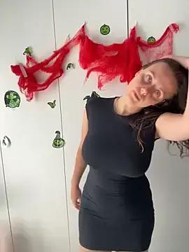 TenderLaGlamor on StripChat