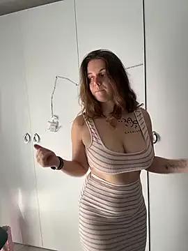 TenderLaGlamor on StripChat