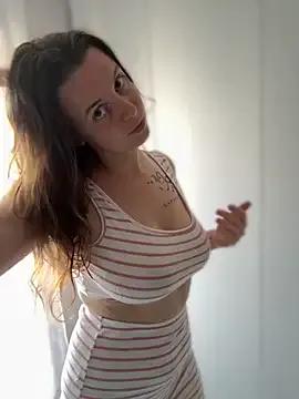 TenderLaGlamor on StripChat