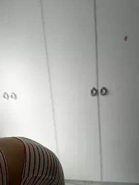 TenderLaGlamor on StripChat