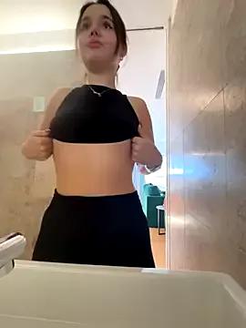 TheCinderella on StripChat