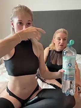 TheRealJessyLey on StripChat