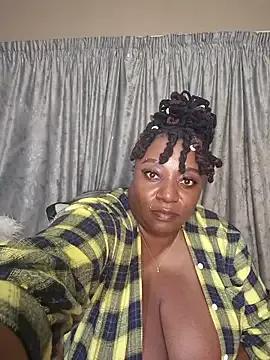 ThickianaRider on StripChat