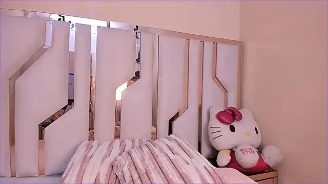 TifanyChill on StripChat