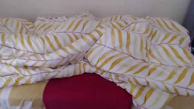 Tillah87 on StripChat