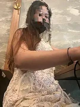 Tina_995 on StripChat