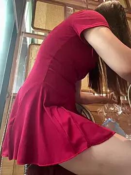 Tina_995 on StripChat