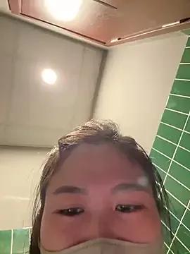 Tina_995 on StripChat