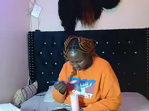 Toomuchbooty33 on StripChat