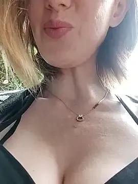 TopsyWilde on StripChat