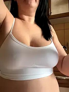 TriumphLove on StripChat