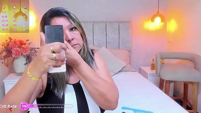 tutu_milf on StripChat