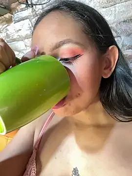 twohornys on StripChat