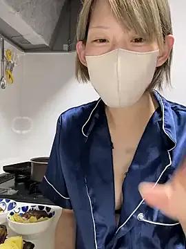 usako_2025 on StripChat