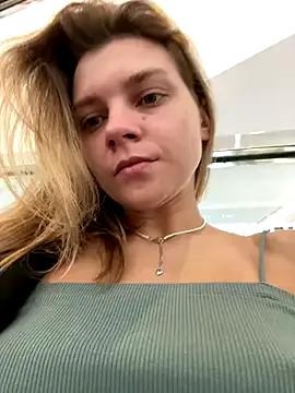 ValenciaShock on StripChat