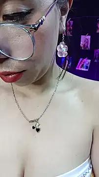 valentina_swallow — oil on the tits2 SUCK NIPPLES UP CLOSE +