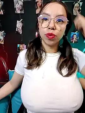 valentina_swallow on StripChat