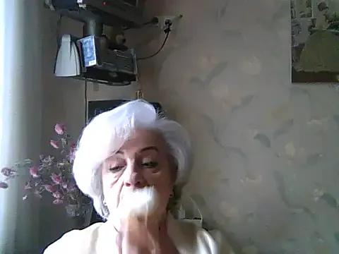 ValeriaKroww on StripChat