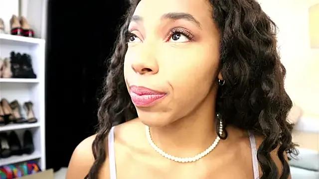 Valeriestyle on StripChat