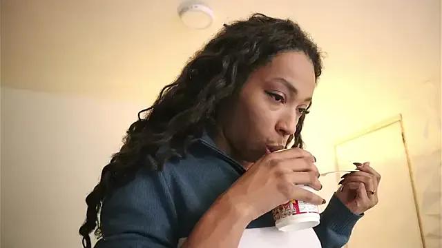 Valeriestyle on StripChat