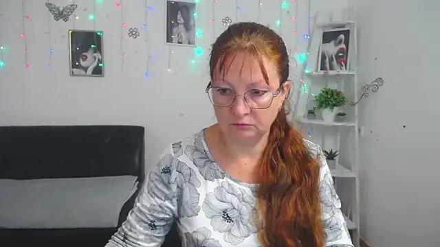 VanessaHotts on StripChat