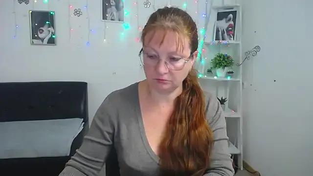 VanessaHotts on StripChat