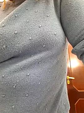 VenusAlpha on StripChat