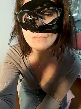 Viola8p on StripChat