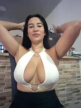 WET-KITTY92 on StripChat