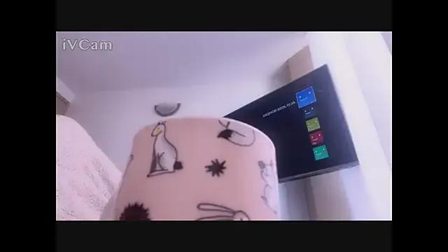 WhiteWomen on StripChat