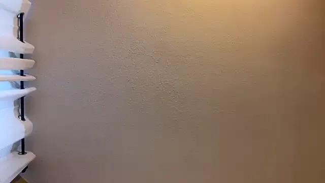 WhiteWomen on StripChat