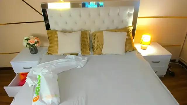 Wild_Angel999 on StripChat